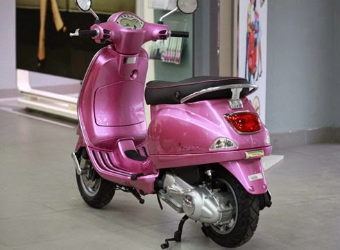 Vespa lx với màu sắc đẹp lung linh - 5