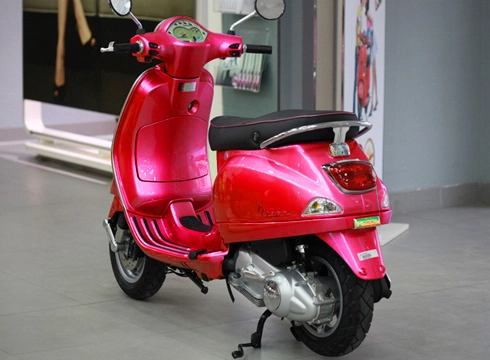 Vespa lx với màu sắc đẹp lung linh - 6