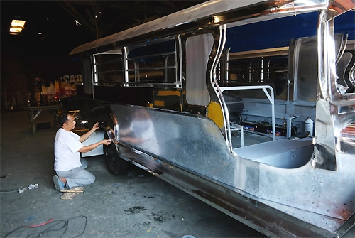 Vòng quanh manila bằng xe jeepney - 1