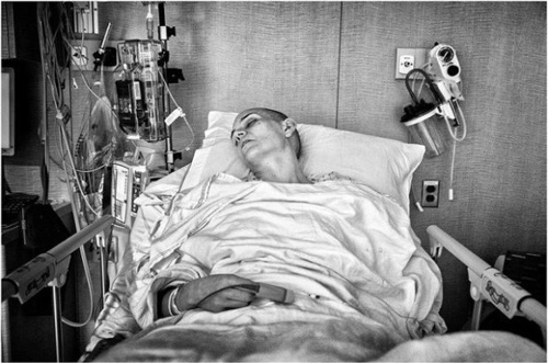 Xúc động bộ ảnh chồng chụp lại quá trình chống ung thư của vợ - 8