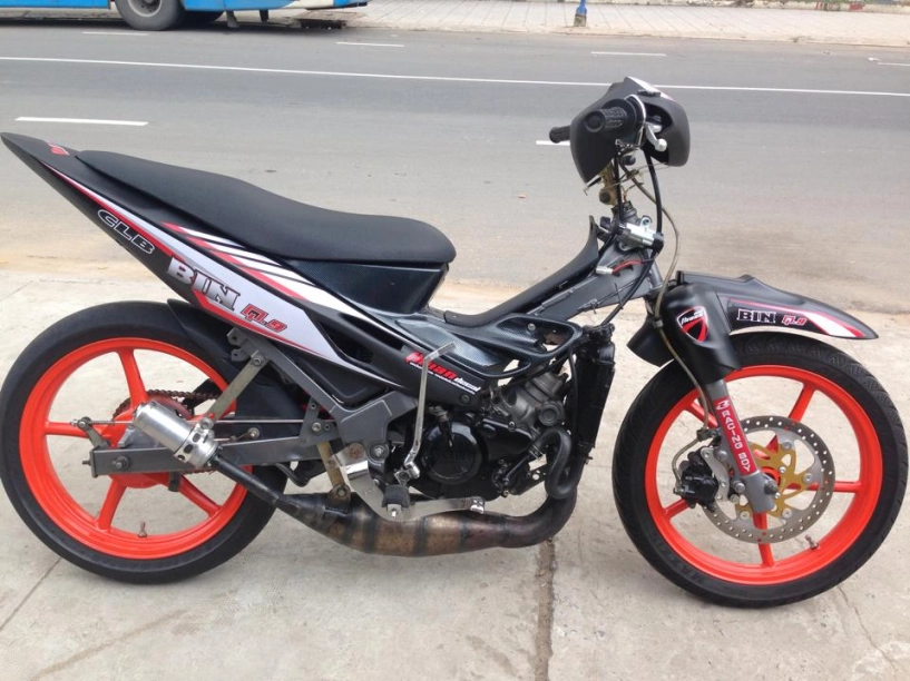 Ya z125 chạy sân của lò bin q9 - 1