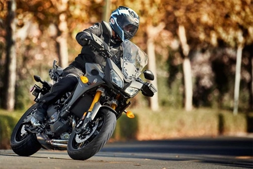 Yamaha fj-09 mẫu sport tourer hoàn toàn mới - 4