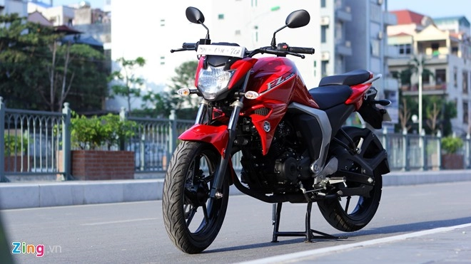 Yamaha fz-s v20 chạy thử nakedbike cỡ nhỏ - 1
