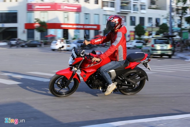 Yamaha fz-s v20 chạy thử nakedbike cỡ nhỏ - 5