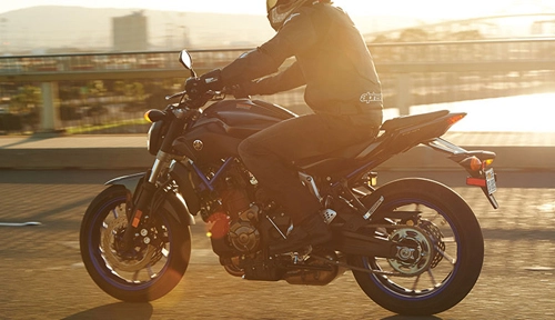 Yamaha giới thiệu fz-07 2015 có giá 7000 usd tại mỹ - 4