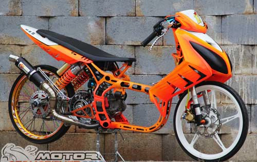 Yamaha nouvo rực lửa với phong cách drag - 1