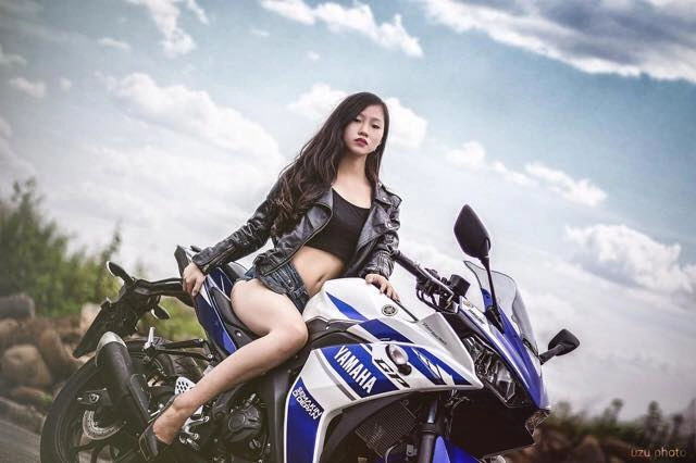 Yamaha r25 và người đẹp - 1