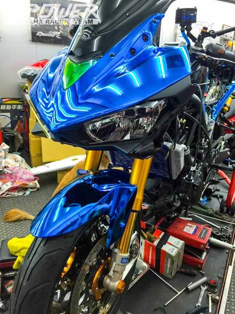 Yamaha r3 độ phiên bản crom movistar với đồ chơi khủng - 5