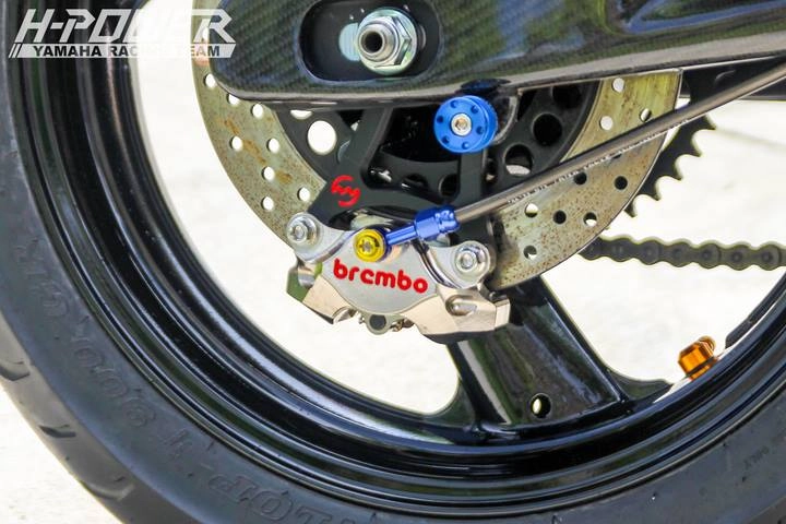 Yamaha r3 độ phiên bản crom movistar với đồ chơi khủng - 15