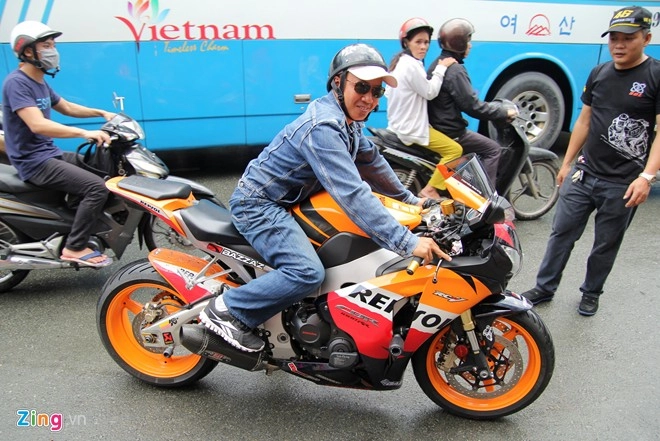 Yamaha r3 hội tụ cùng dàn môtô tại sài gòn - 5