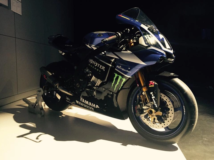 Yamaha ra mắt bản r1 2015 phiên bản đua - 4