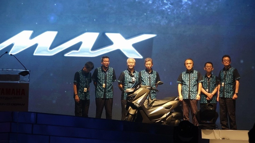 Yamaha ra mắt nmax 150 với động cơ blue core phần 1 - 1