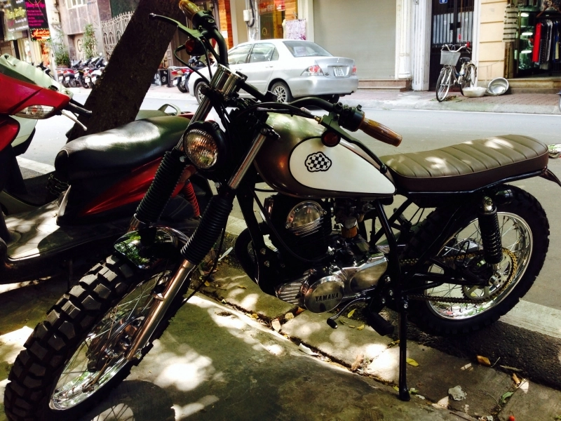 Yamaha sr250 tracker trang điểm lại theo phong cách hầm hố - 8