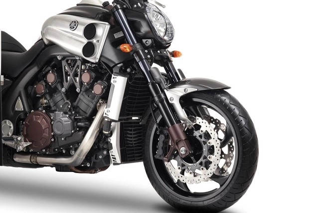 Yamaha vmax carbon special edition tuyệt đẹp với phiên bản đặc biệt - 9