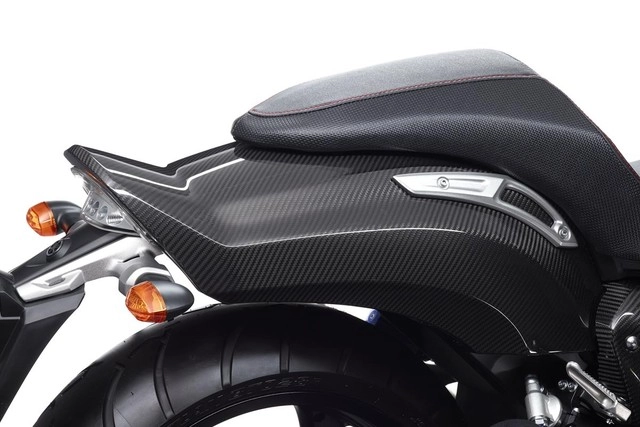 Yamaha vmax carbon special edition tuyệt đẹp với phiên bản đặc biệt - 15