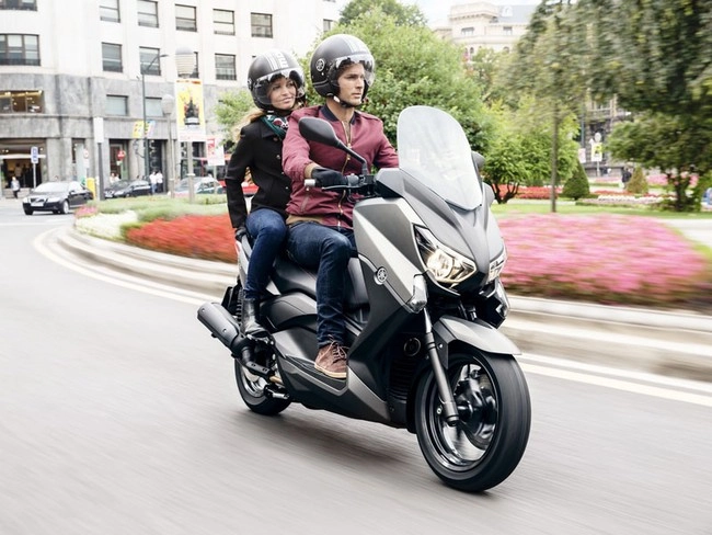 Yamaha x-max 125 2014 được nâng cấp nhiều mặt - 6