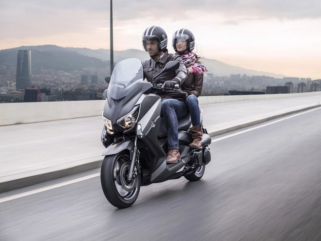 Yamaha x-max 125 2014 được nâng cấp nhiều mặt - 10