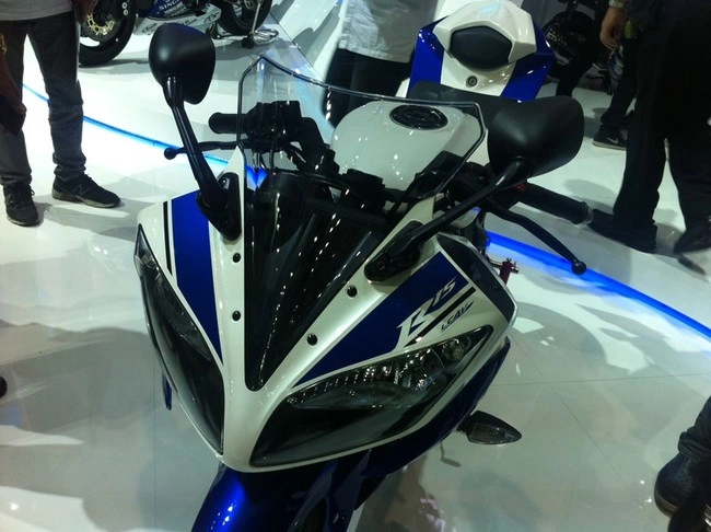 Yamaha yzf-r15 20 2014 sẽ được phân phối tại việt nam - 11