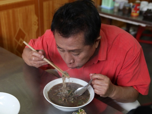 Yan can cook mê mẩn món ăn việt - 10