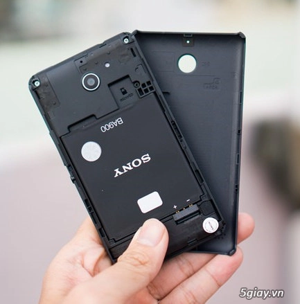 Zefone 4 so găng cùng sony xperia e - 5