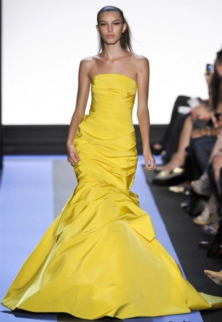 10 mẫu váy rực rỡ nhất mùa xuân - hè 2012 - 2