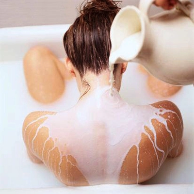 6 lợi ích chăm sóc da từ sữa - 2