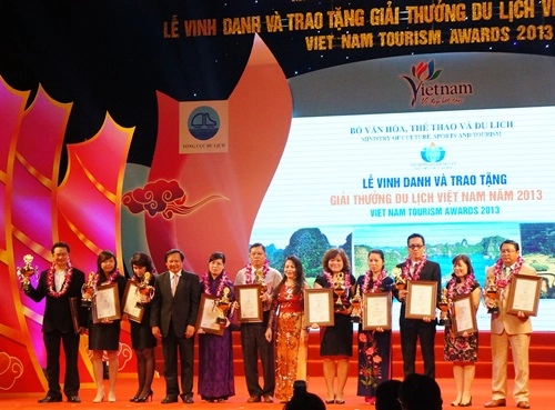 70 doanh nghiệp nhận giải thưởng du lịch việt nam năm 2013 - 1