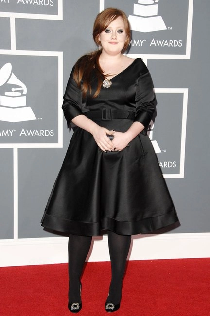 Adele - tín đồ váy đen - 2