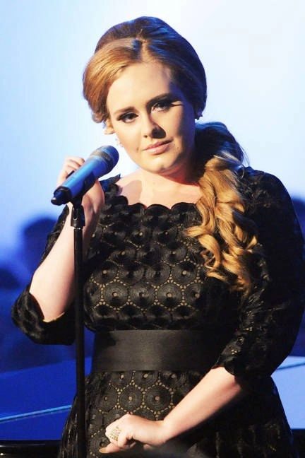 Adele - tín đồ váy đen - 6