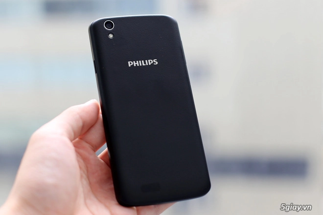 Ảnh smartphone philips i908 có màn hình fullhd - 4