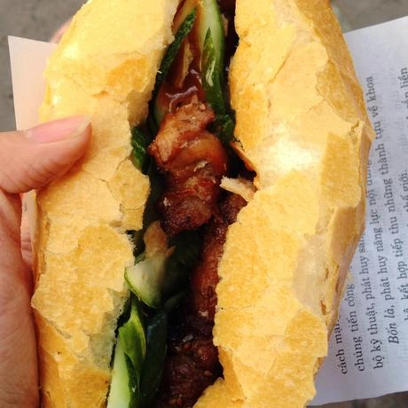 Bánh mì kẹp ngon nức tiếng ở thủ đô - 2