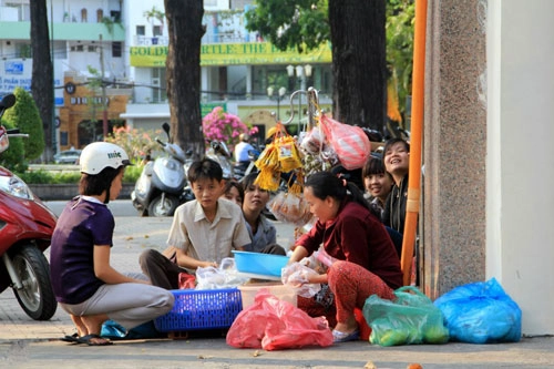 Bánh tráng trộn - món ăn đường phố nổi tiếng sài gòn - 1