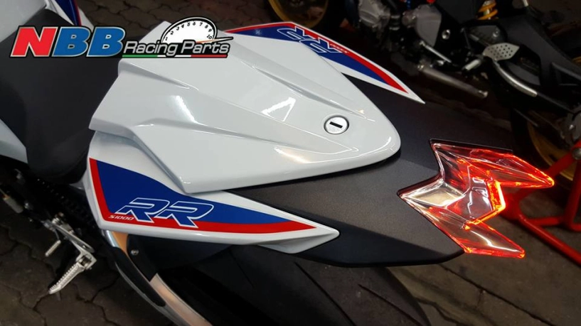 Bmw s1000rr 2015 độ phong cách với gói nâng cấp phụ kiện hàng hiệu - 7
