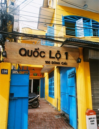 Cafe quốc lộ 1 - đại bản doanh của dân yêu du lịch - 1