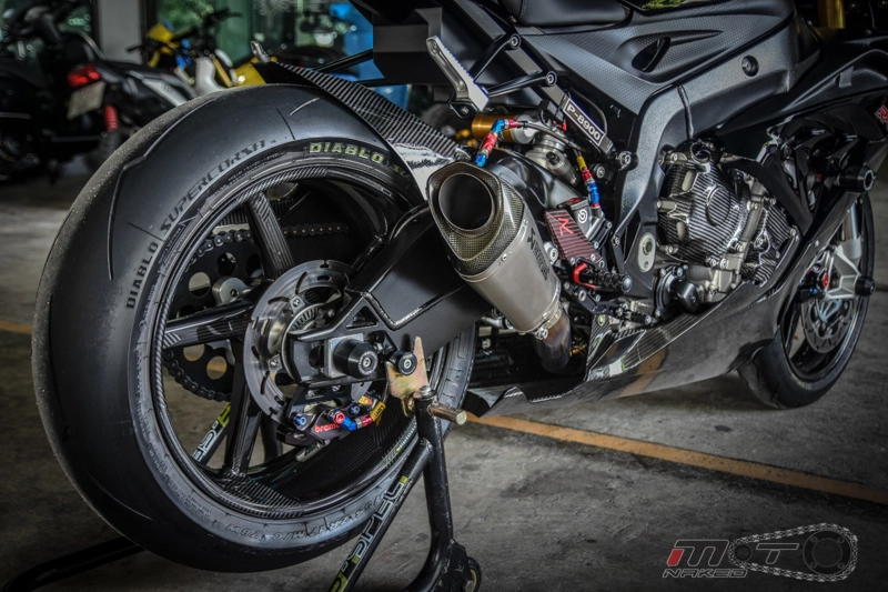 Cận cảnh bmw s1000rr 2015 độ khủng với phiên bản black step racing performance - 20