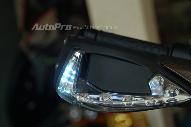Cận cảnh mv agusta stradale 800 2015 phiên bản đặc biệt có giá gần 600 triệu đồng tại vn - 6