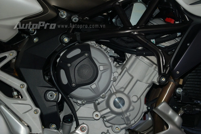Cận cảnh mv agusta stradale 800 2015 phiên bản đặc biệt có giá gần 600 triệu đồng tại vn - 11