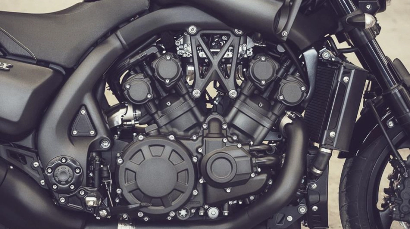Chất lừ với yamaha v-max phiên bản đặc biệt 60 năm - 10