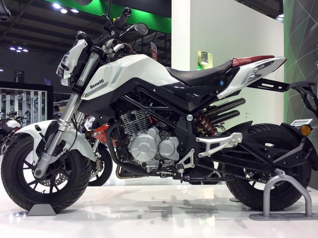 Chi tiết benelli tornado naked t tại sự kiện eicma 2015 - 3