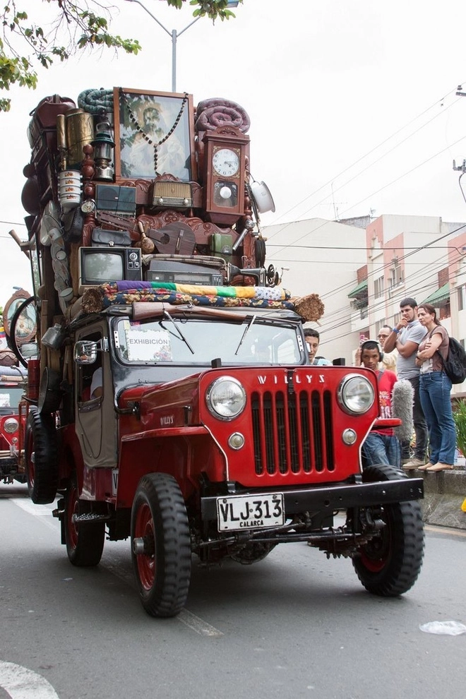 Cuộc diễu hành của những chiếc xe jeep - 8