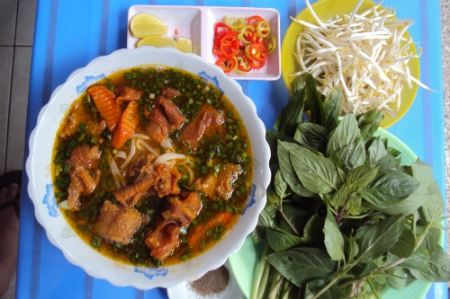 Cuối tuần đổi vị với bò kho - 4