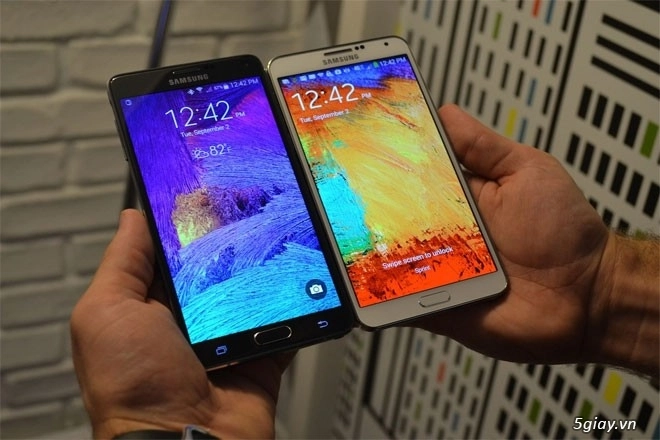 Đập hộp điện thoại bom tấn galaxy note 4 của samsung - 7