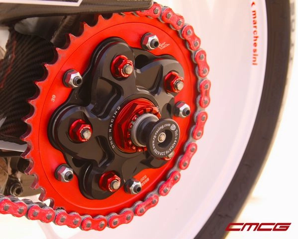 Ducati 848 evo mạnh mẽ trong bộ áo mới - 4