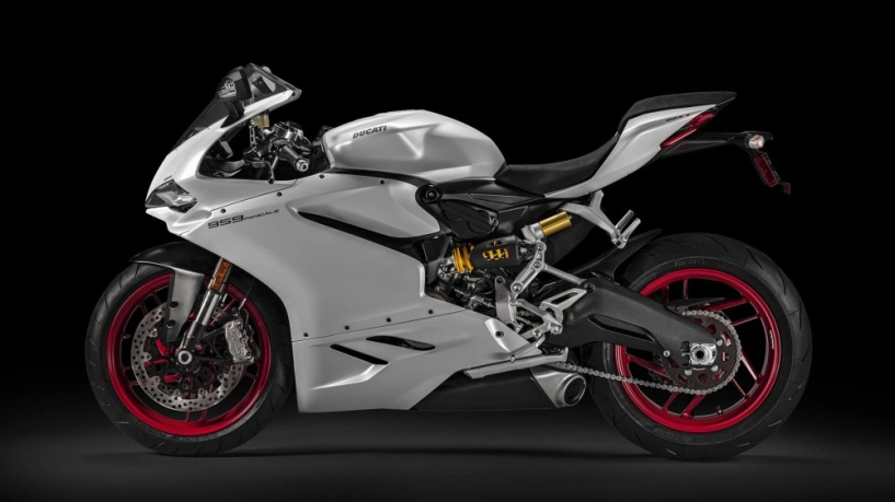 Ducati 959 panigale chính thức ra mắt với giá gần 450 triệu đồng - 4