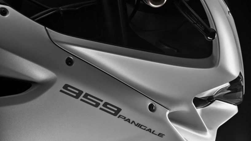 Ducati 959 panigale chính thức ra mắt với giá gần 450 triệu đồng - 5