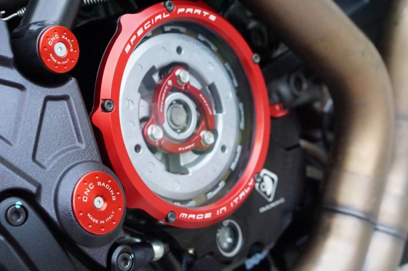 Ducati diavel 2015 độ kiểng đầy mạnh mẽ và hấp dẫn - 4