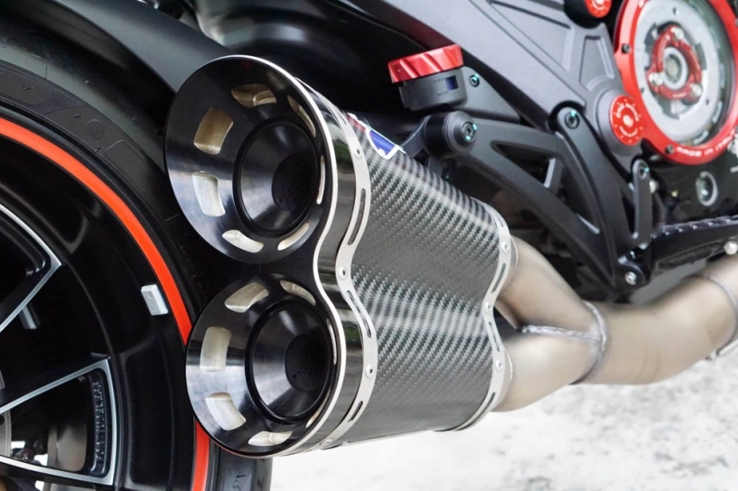 Ducati diavel 2015 độ kiểng đầy mạnh mẽ và hấp dẫn - 7