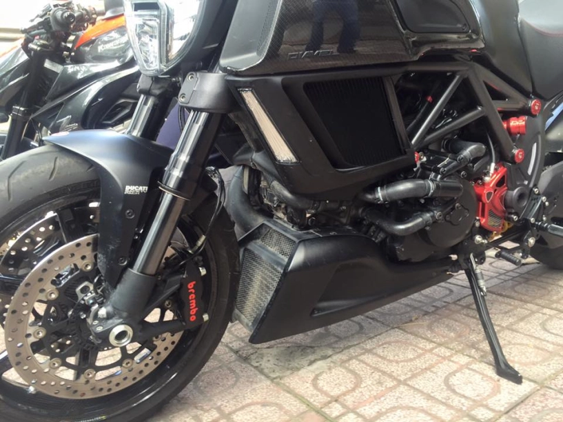 Ducati diavel độ đầy carbon tại đất sài gòn - 6