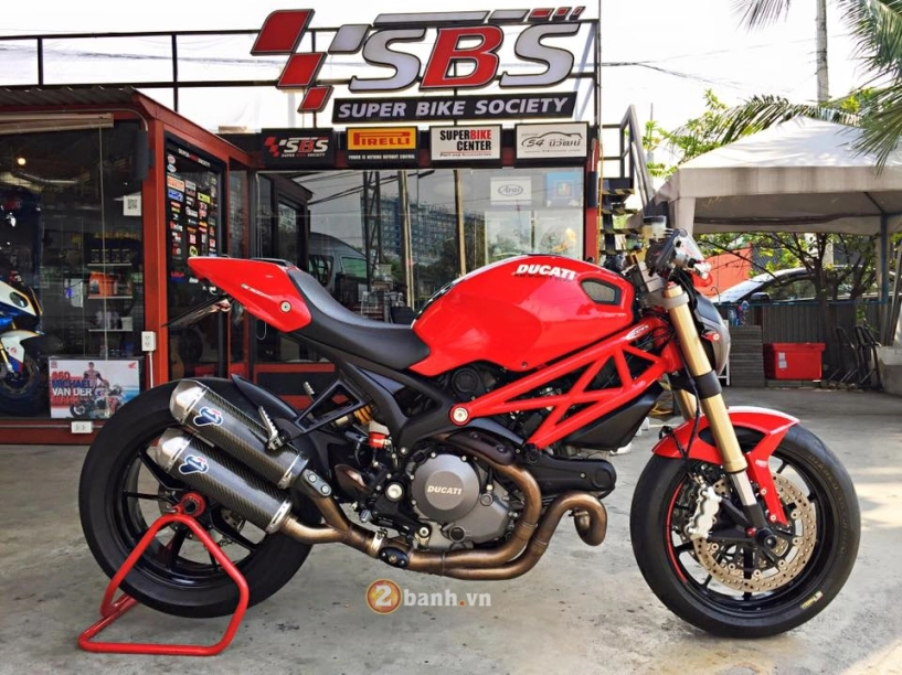 Ducati monster 1100 độ nhẹ đầy tinh tế của biker thái - 1