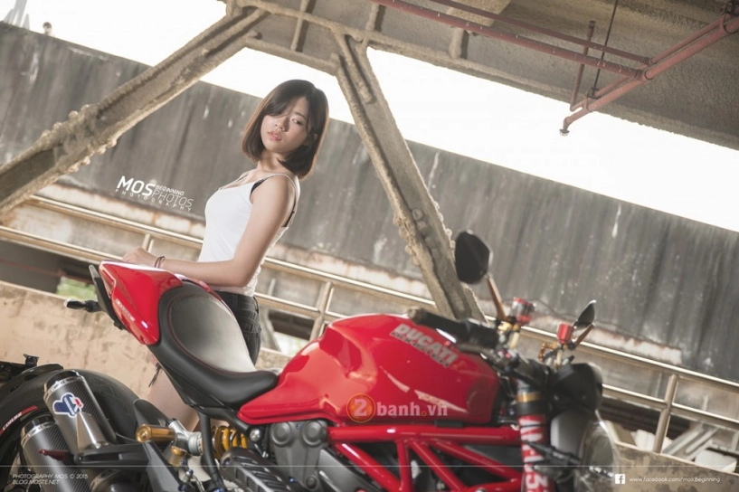 Ducati monster 1200s độ chất lừ bên cạnh cô nàng cá tính - 14